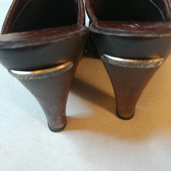 Michael Kors Women Shoes Brown Leather slides 6.5M - Picture 4 of 7
